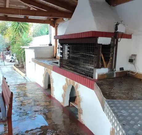 5-bedroom Detached House In Loutraki-perachora, Greece (225 M²)