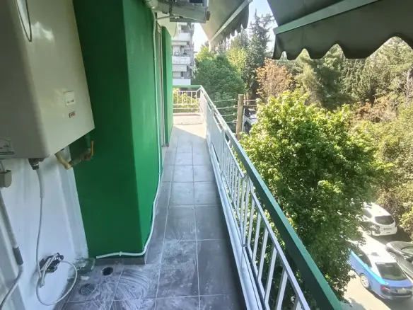 1-bedroom Flat In Pylea, Greece (60 M²)