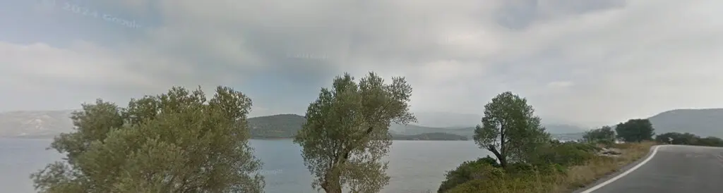 Land Of 24783 M² On Islands
