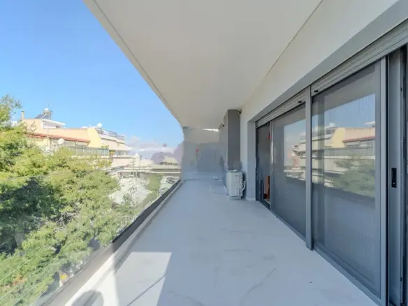 Maisonette Of 136 M² In Athens