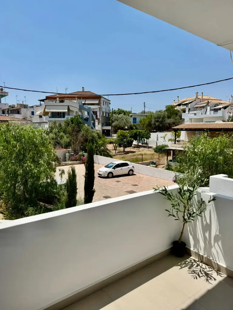 Flat Of 50 M² In Peloponnese