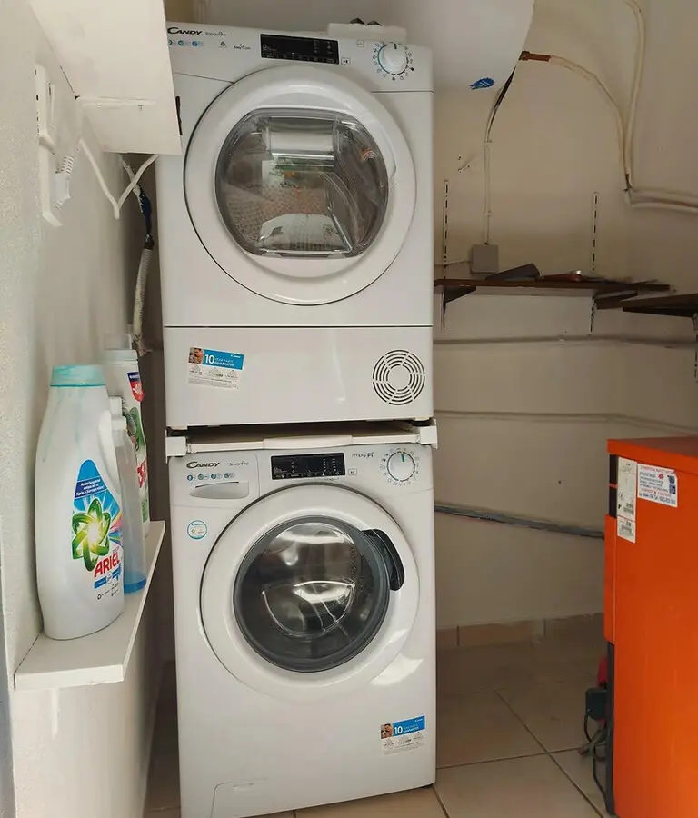 4-bedroom Maisonette In Rafina, Greece (105 M²)