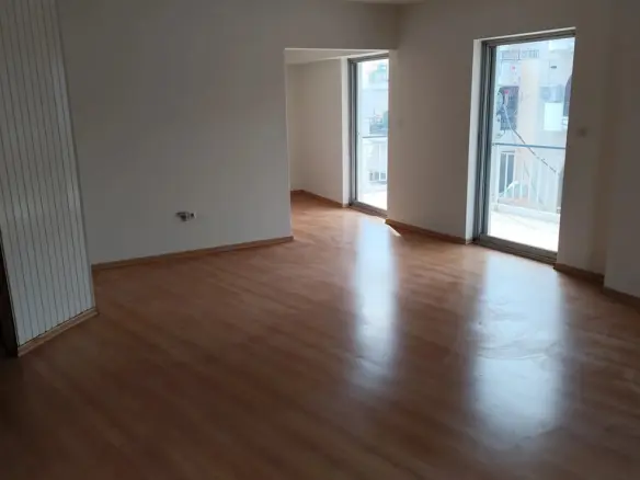 2-bedroom Flat In Petroupoli, Greece (100 M²)