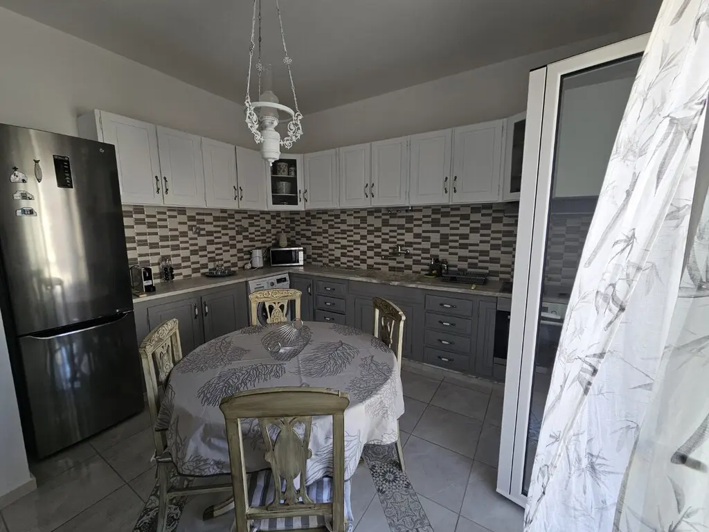 Flat Of 129 M² In Crete