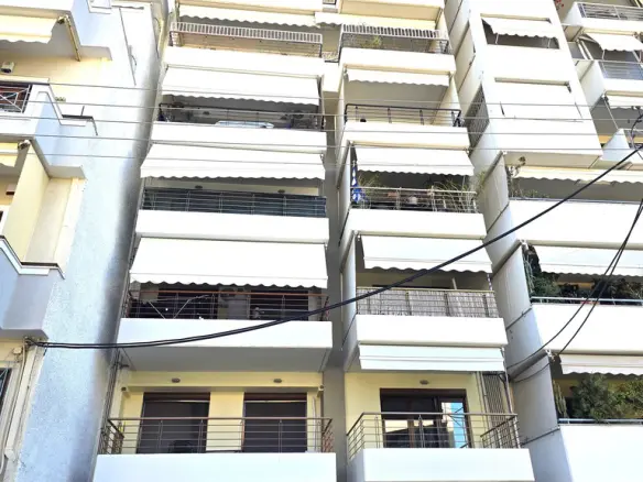 2-bedroom Flat In Perama, Greece (79 M²)