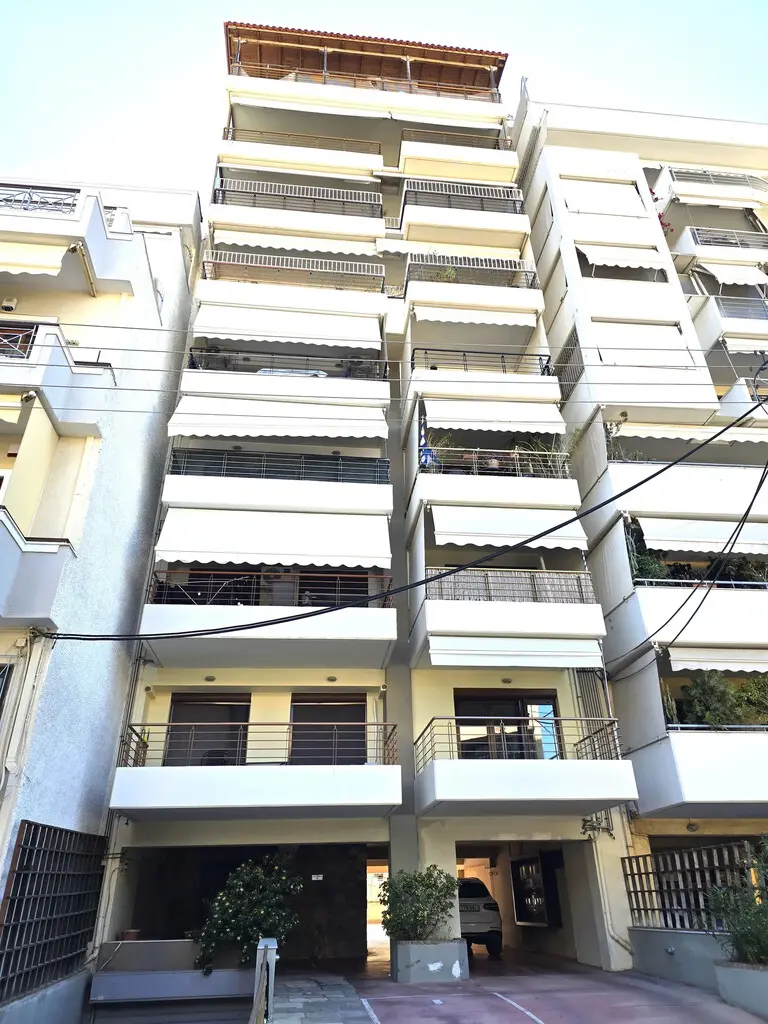 Flat Of 79 M² In Athens