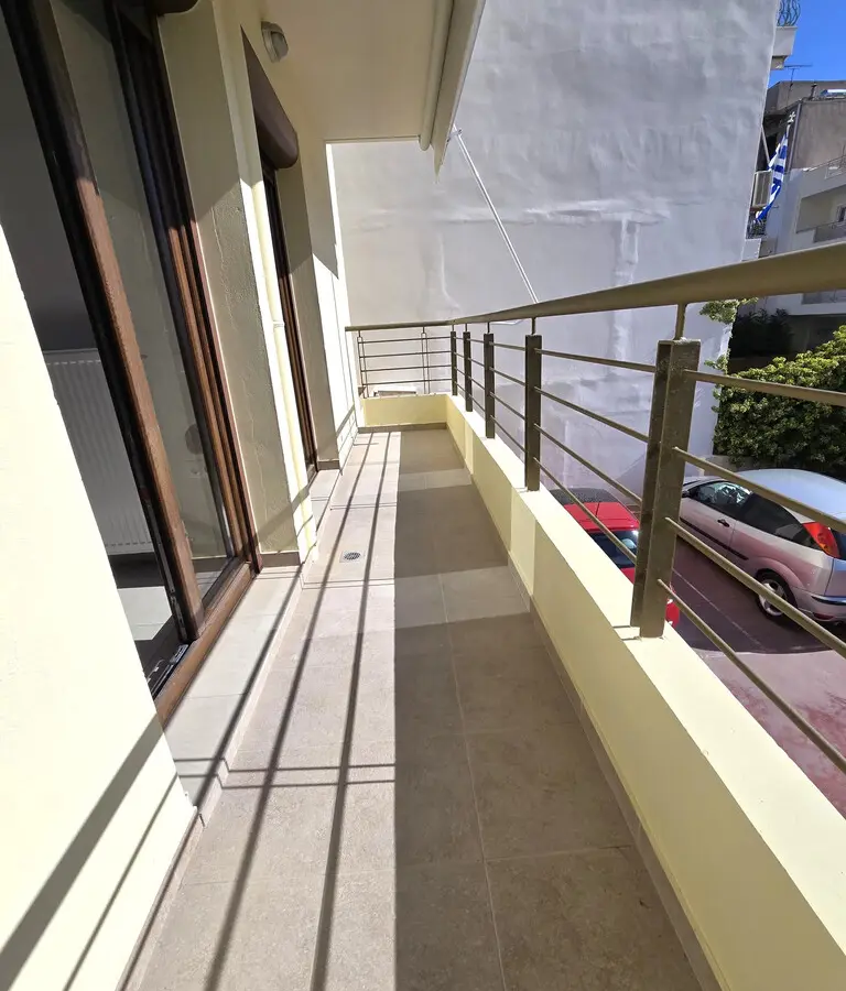 2-bedroom Flat In Perama, Greece (79 M²)