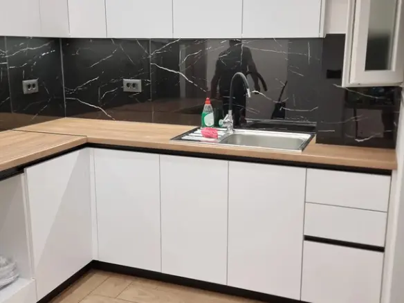 2-bedroom Flat In Kipseli, Greece (78 M²)