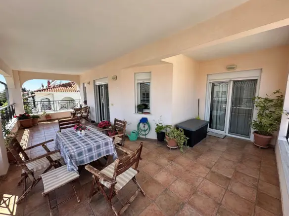 4-bedroom Flat In Oreokastro, Greece (200 M²)