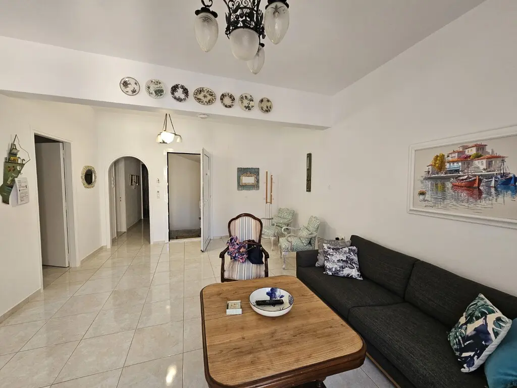 Flat Of 129 M² In Crete