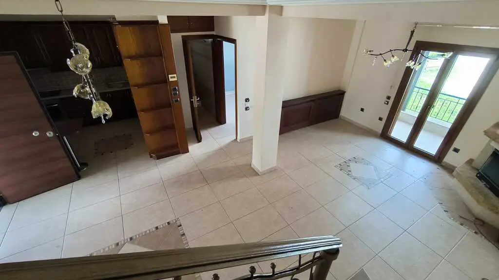 Maisonette Of 112 M² In Olympic Coast