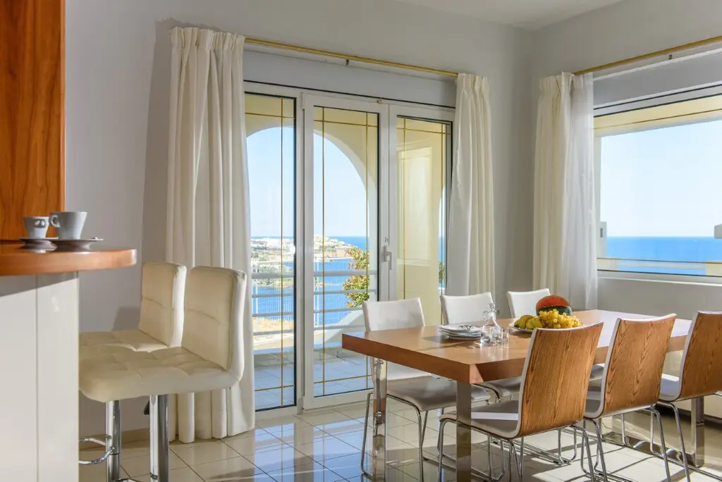 Villa Of 413 M² In Crete