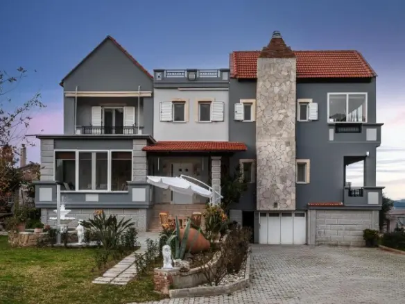 4-bedroom Villa In Mousouroi, Greece (386 M²)
