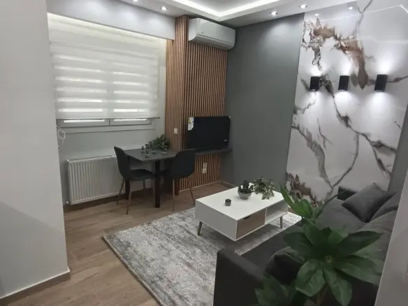 Flat Of 35 M² With Balcony In Thessaloniki