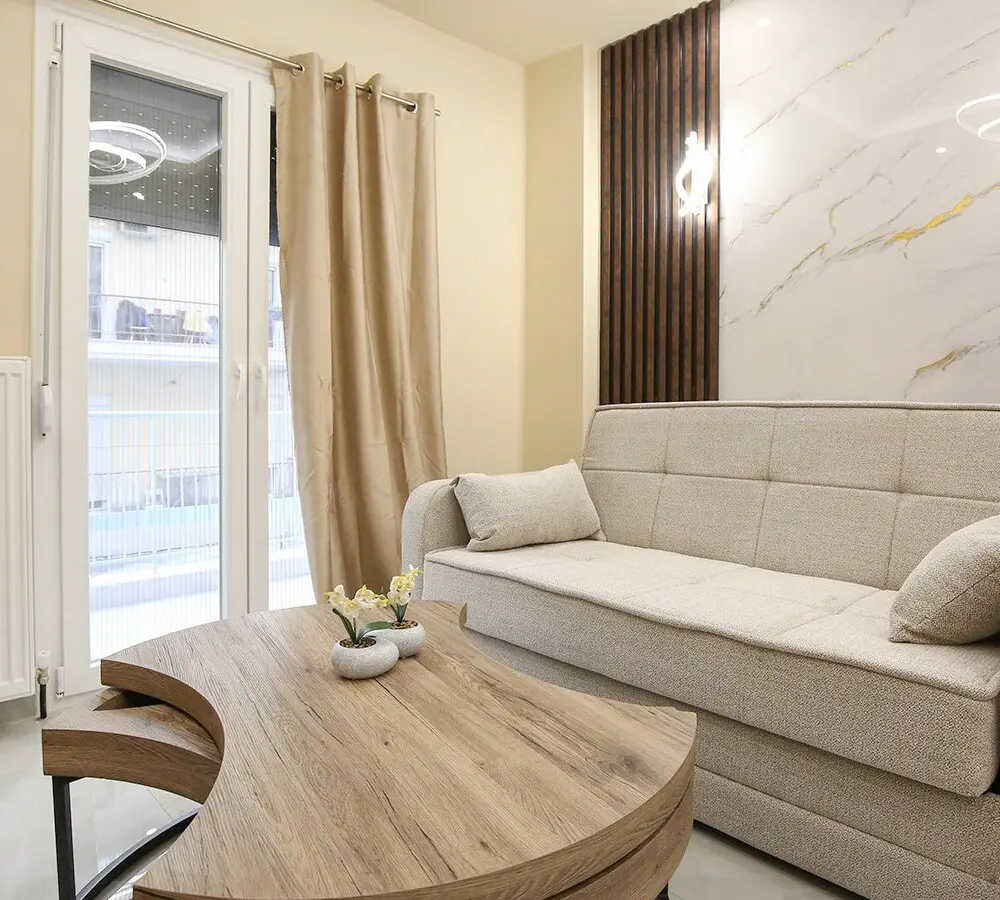 2-bedroom Flat In Center Of Thessaloniki, Greece (49 M²)