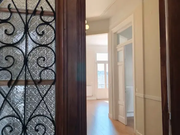 2-bedroom Flat In Center Of Thessaloniki, Greece (78 M²)