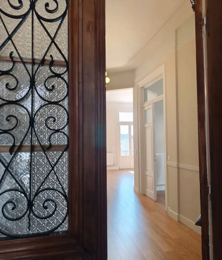 2-bedroom Flat In Center Of Thessaloniki, Greece (78 M²)