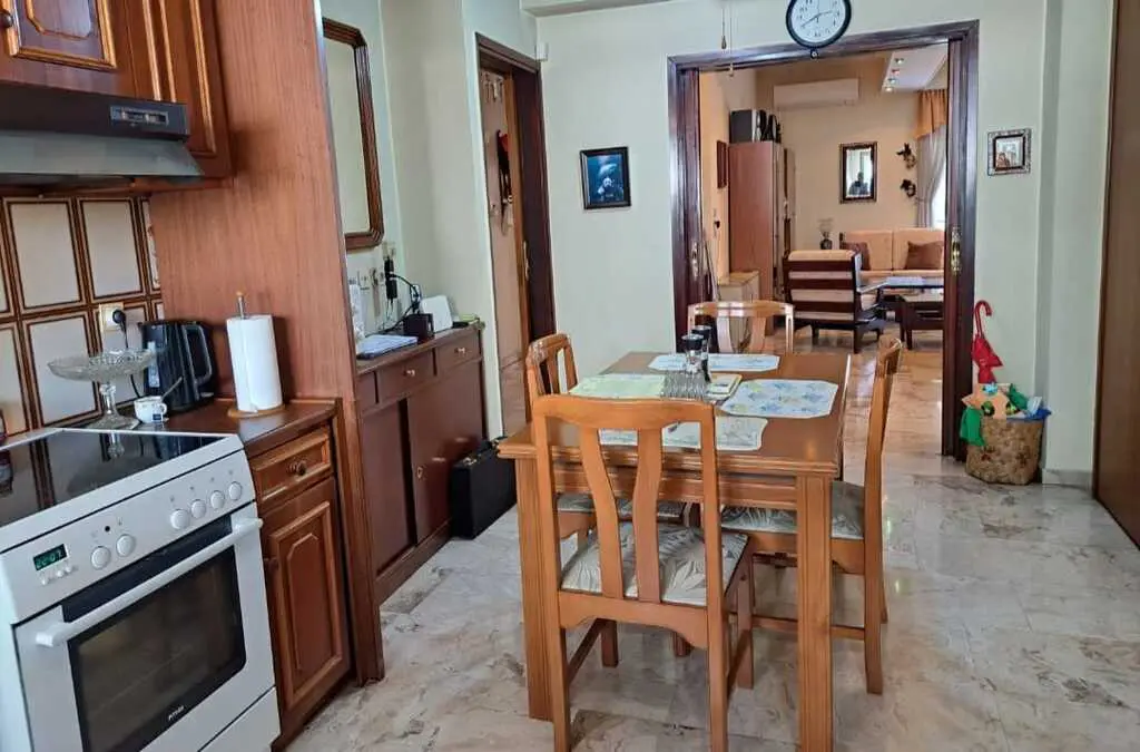 Flat Of 124 M² In Athens