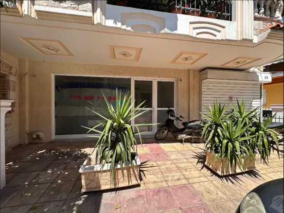 Commercial Property Of 91 M² In Athens