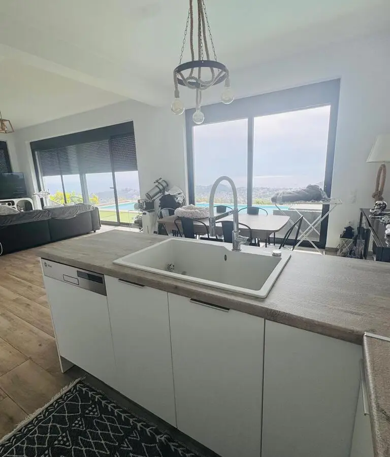 3-bedroom Detached House In Anavissos, Greece (150 M²)