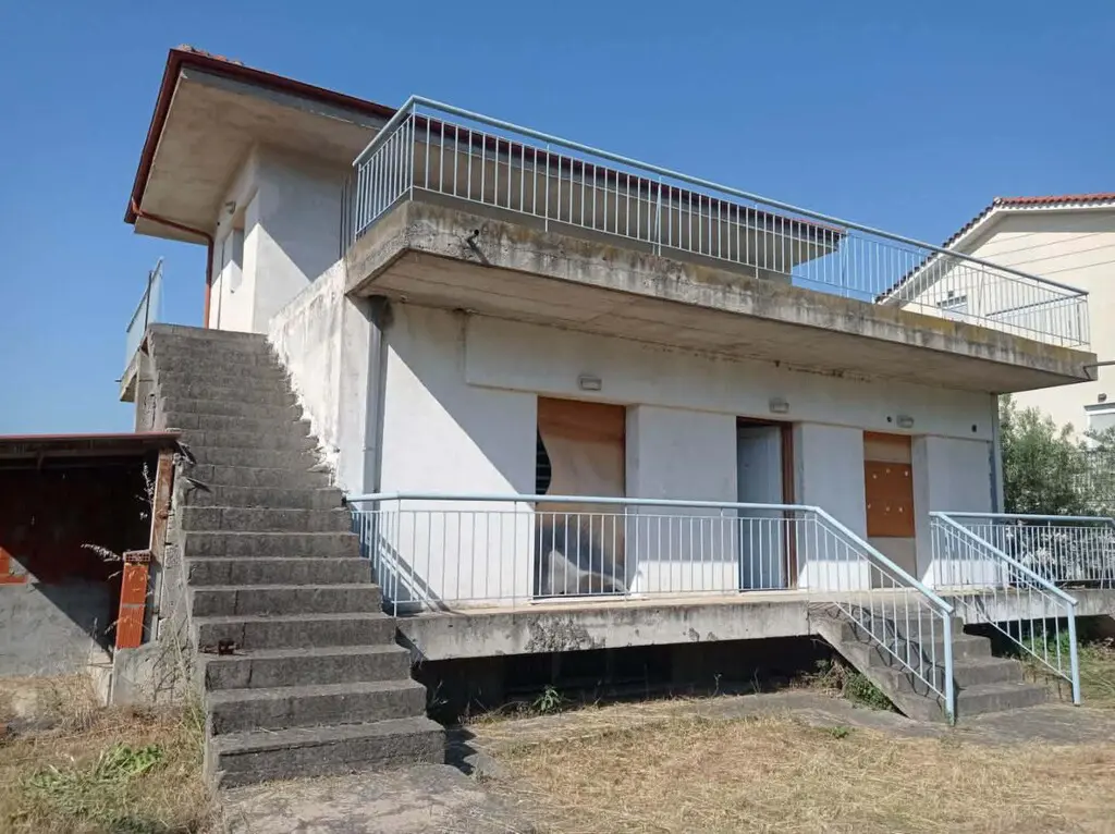 For Sale Duplex 200 M² In Thessaloniki