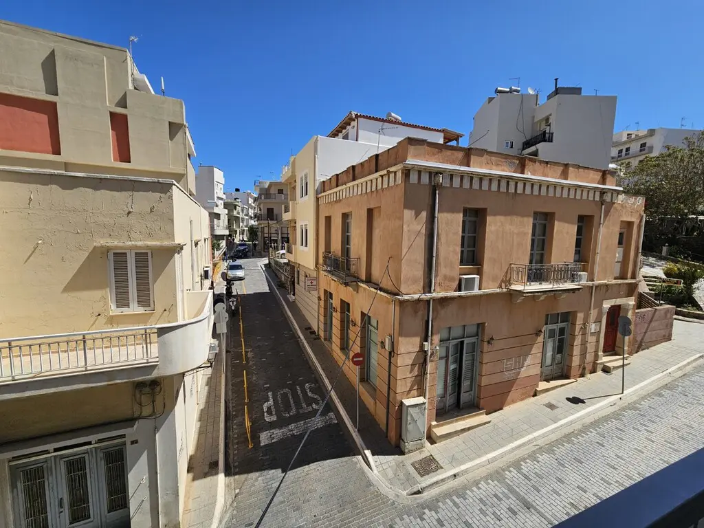 Flat Of 129 M² In Crete