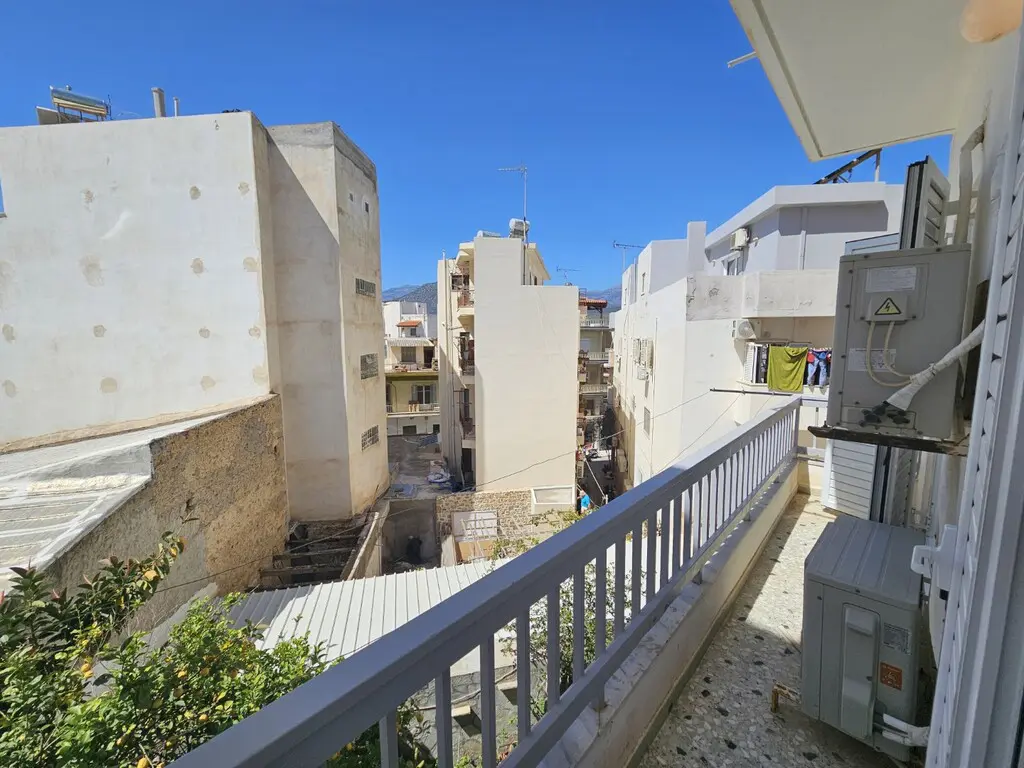 Flat Of 129 M² In Crete