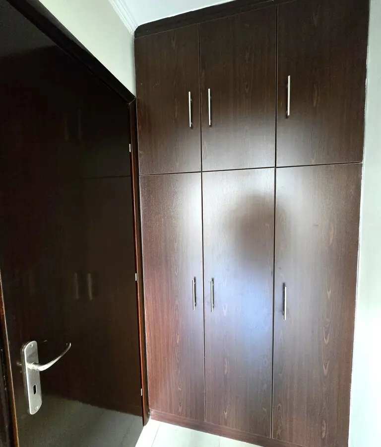 2-bedroom Flat In Perama, Greece (79 M²)