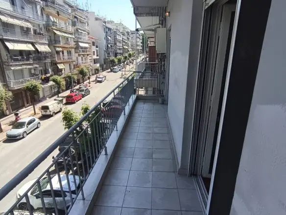 Flat Of 86 M² In Thessaloniki