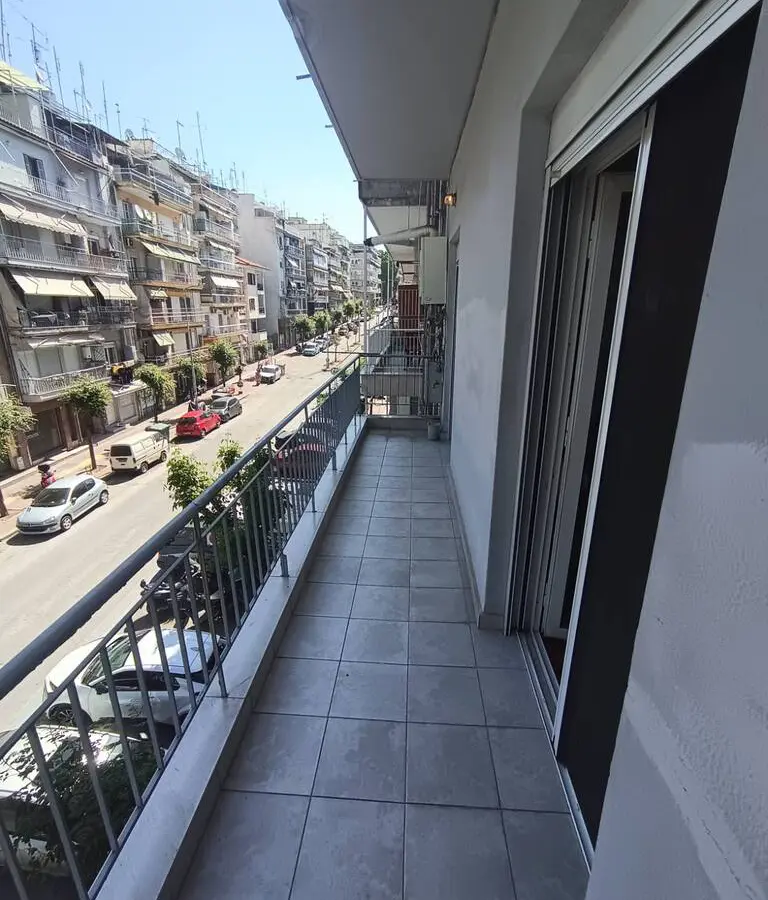 Flat Of 86 M² In Thessaloniki