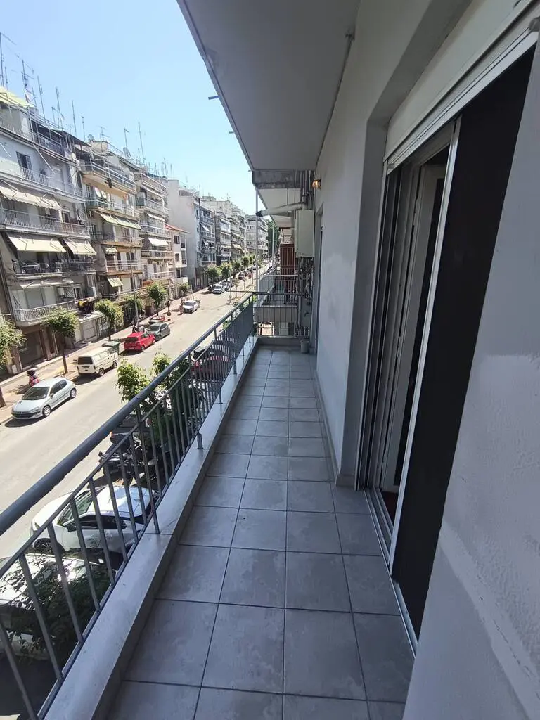 Flat Of 86 M² In Thessaloniki