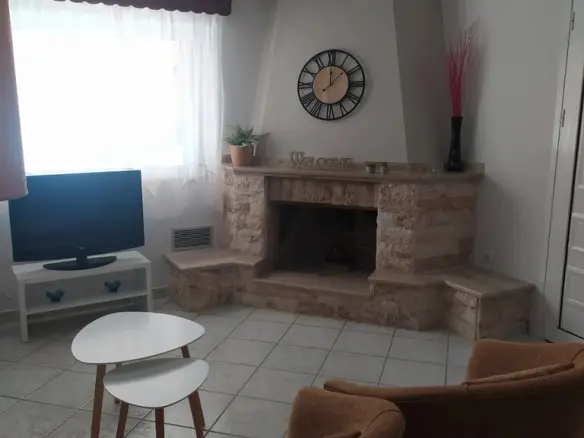 5-bedroom Detached House In Loutraki-perachora, Greece (225 M²)