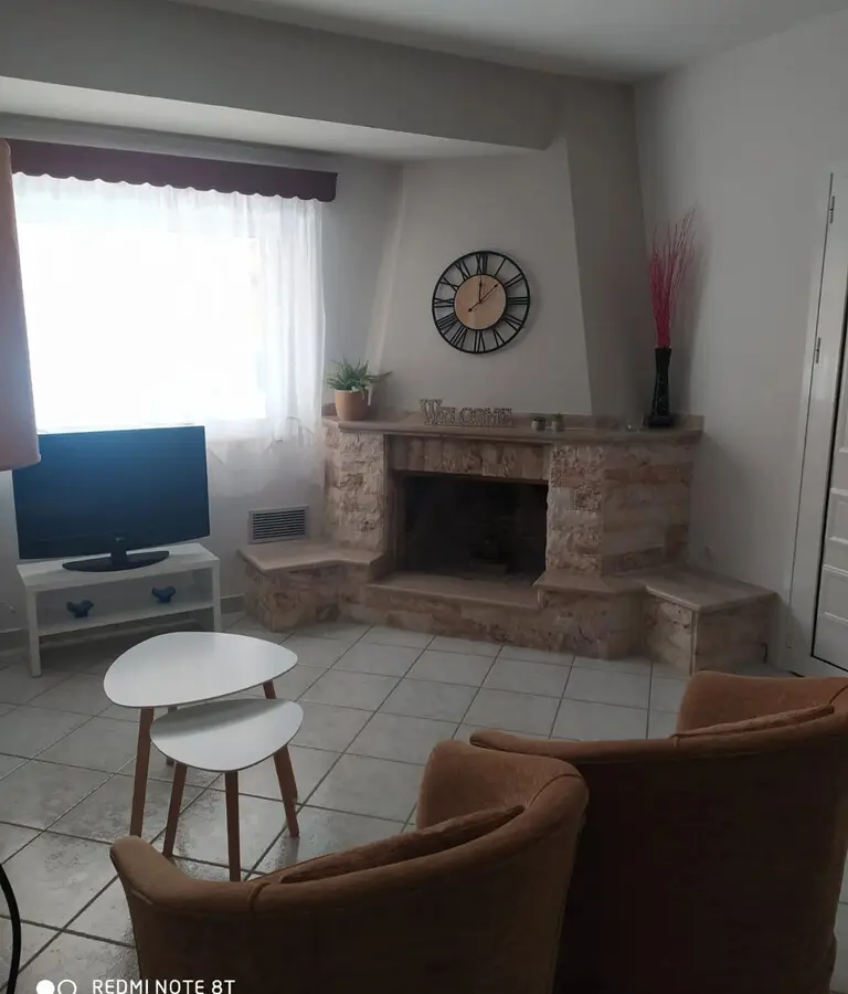 5-bedroom Detached House In Loutraki-perachora, Greece (225 M²)