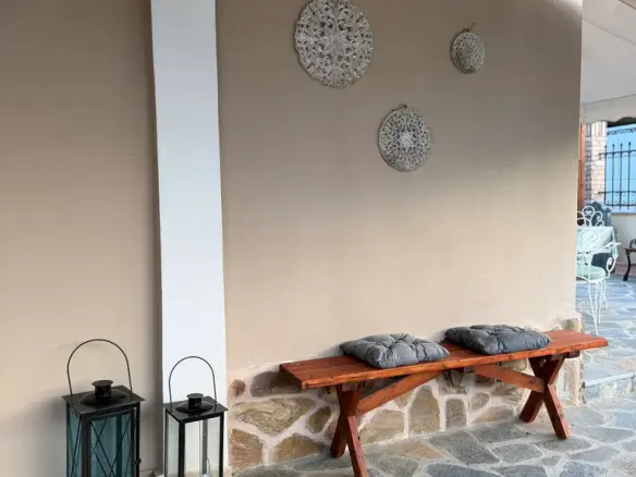 2-bedroom Maisonette In Amarinthos, Greece (145 M²)