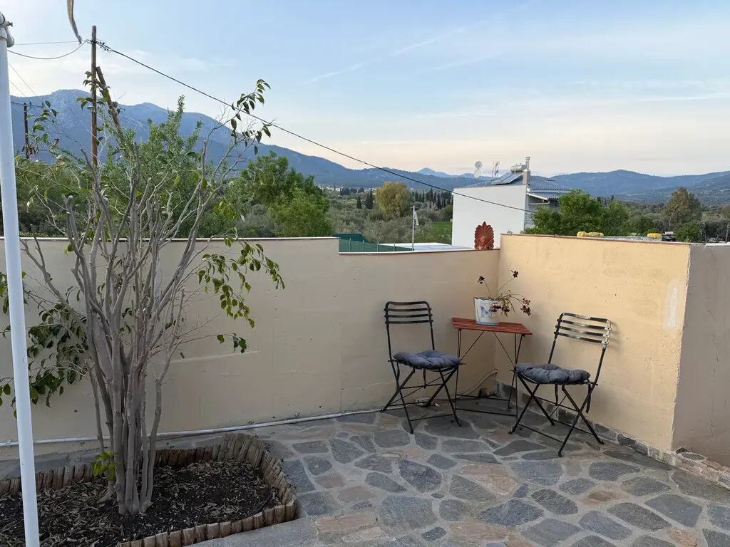 Maisonette Of 145 M² In Euboea Island