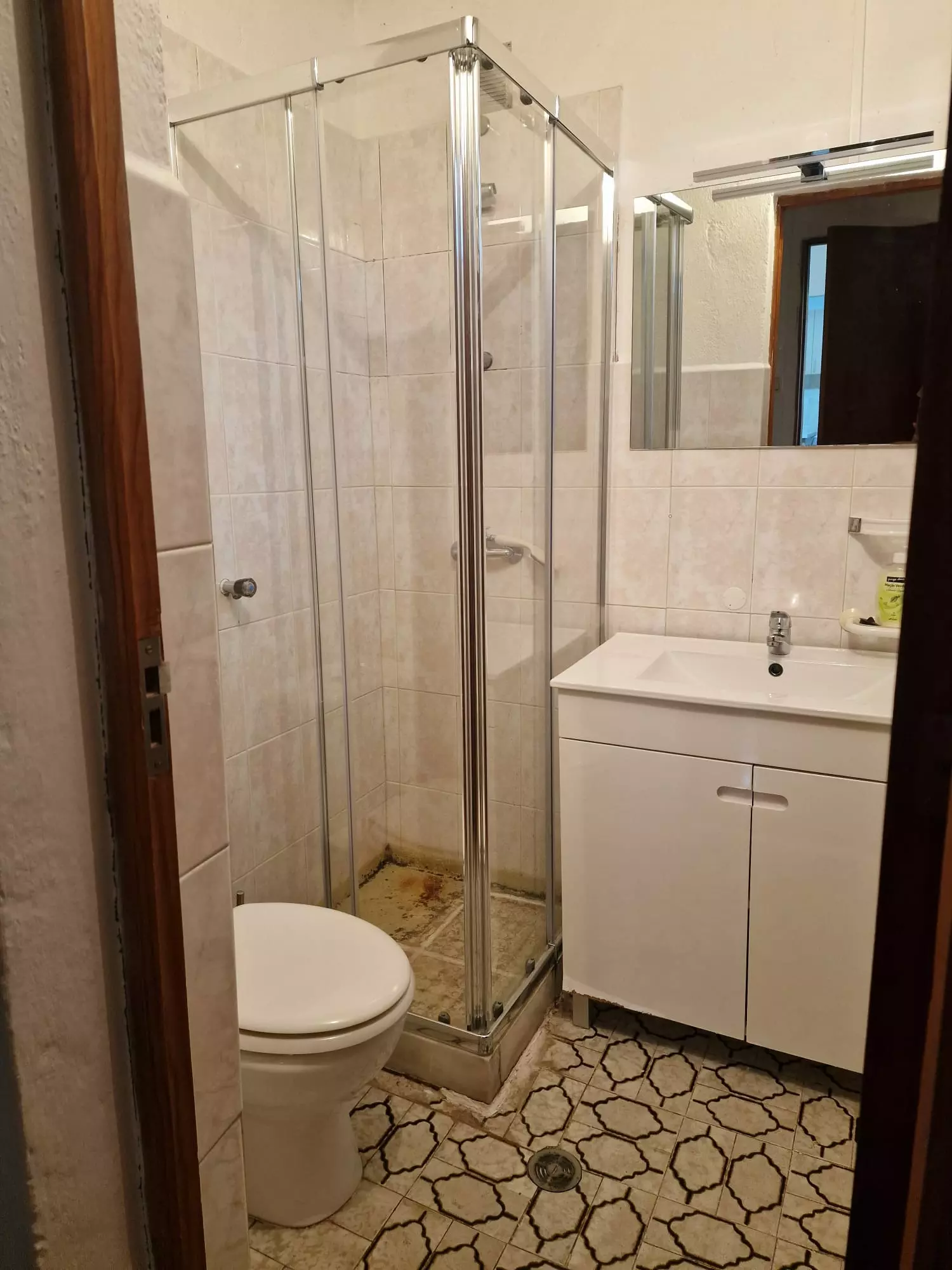 Independent House Of 100 M² With Walled Land And Ample Outdoor Space In Penela – Coimbra
