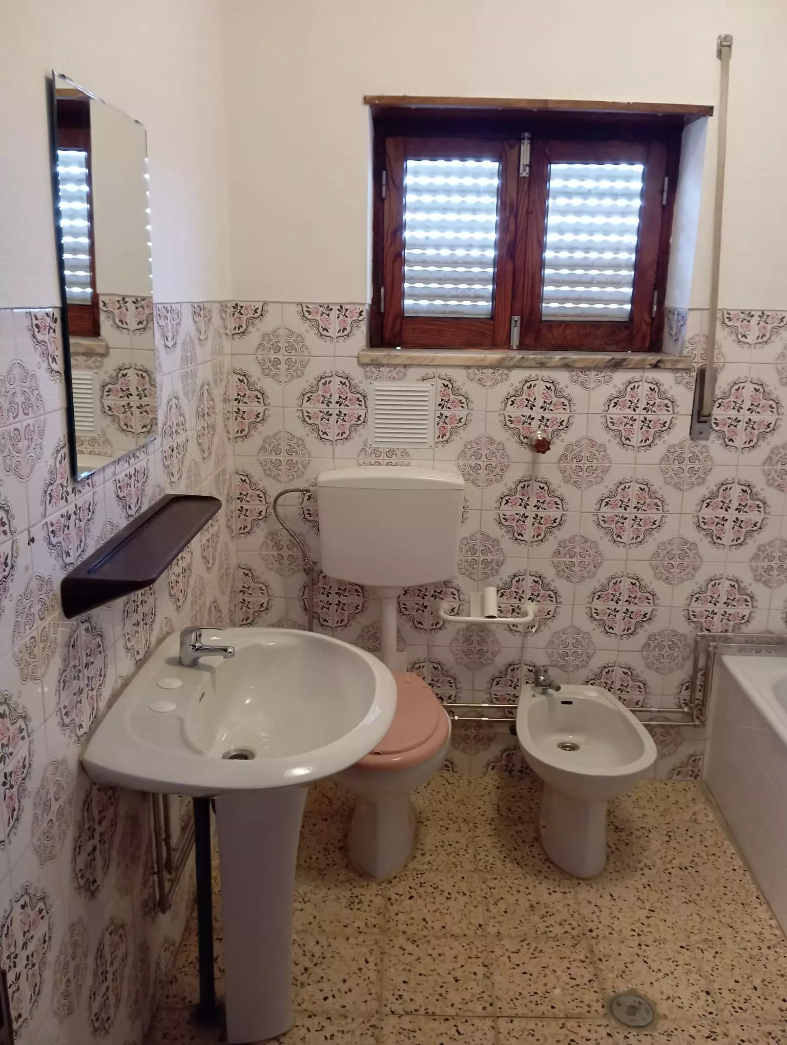 Independent House Of 100 M² With Walled Land And Ample Outdoor Space In Penela – Coimbra
