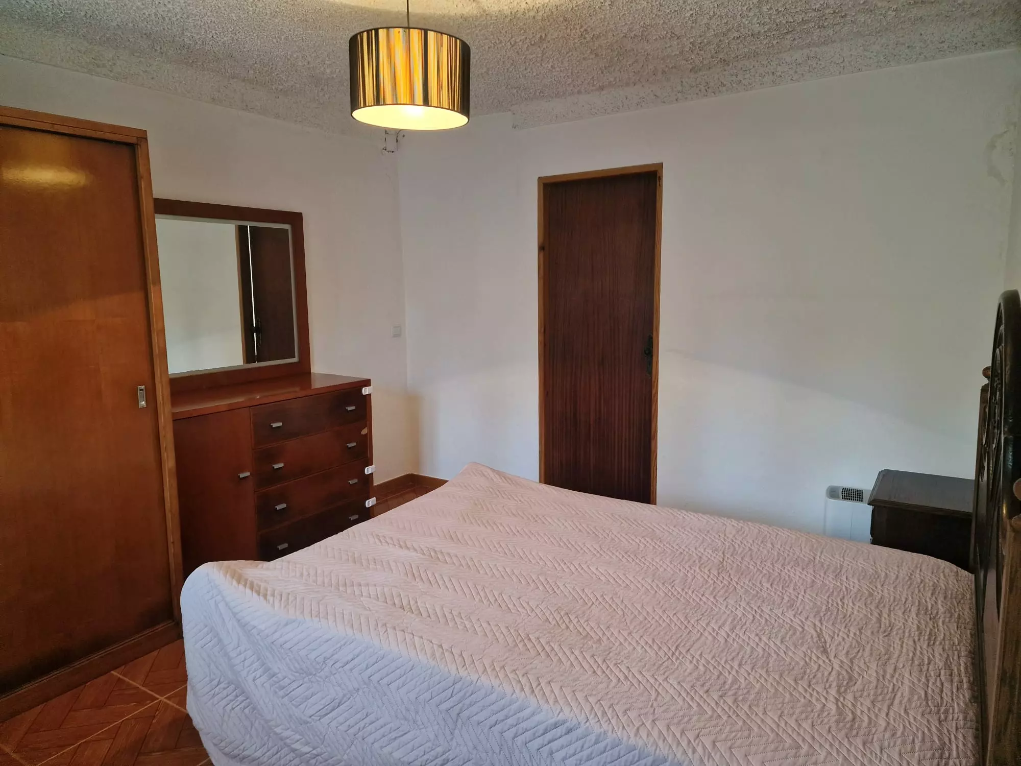 Independent House Of 100 M² With Walled Land And Ample Outdoor Space In Penela – Coimbra