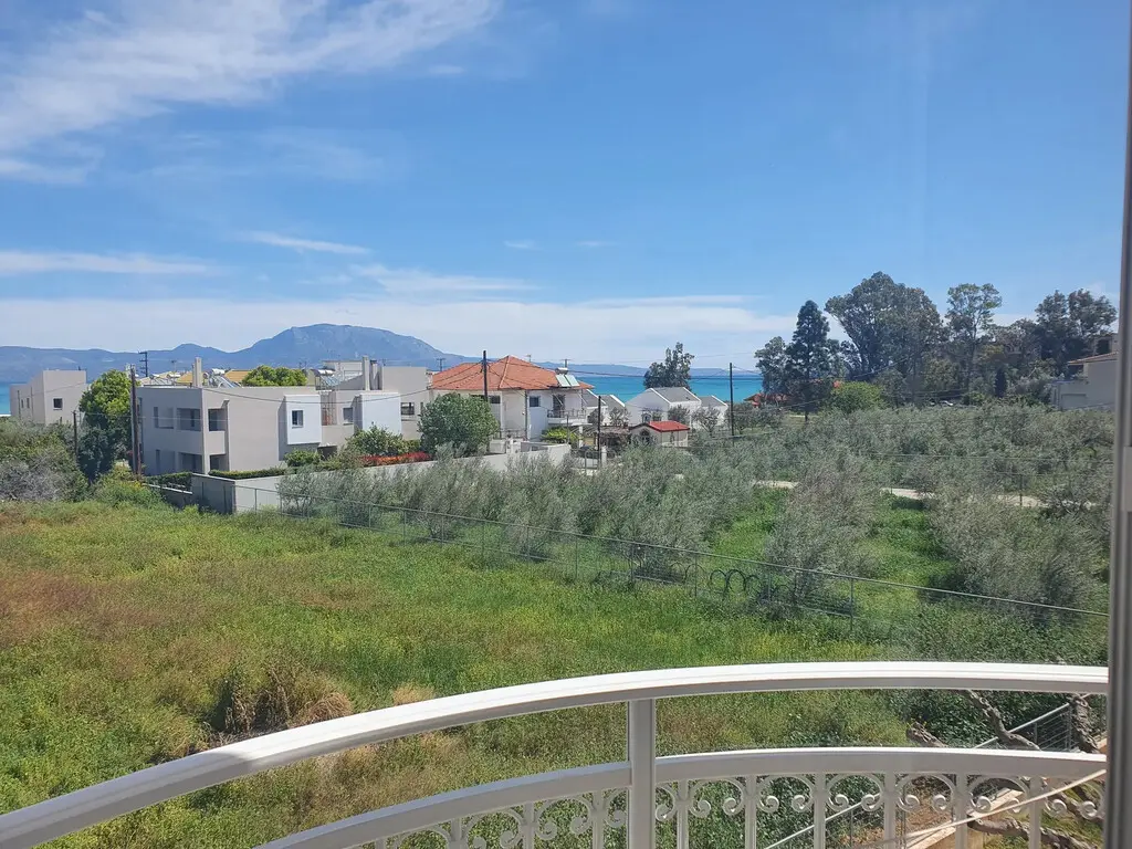 Detached House Of 216 M² In Peloponnese