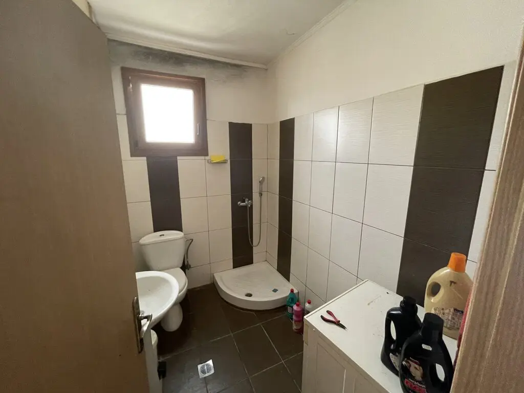 Complex Of 260 M² In Kavala