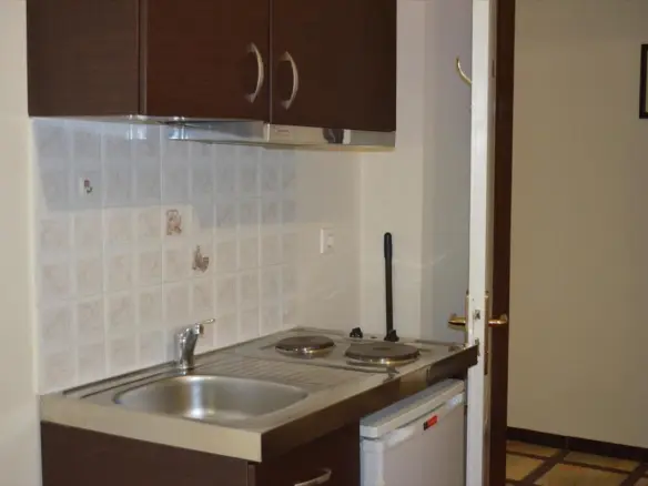Hotel In Aidipsos, Greece (630 M²)