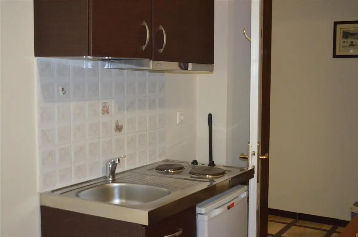 Hotel Of 630 M² With Island Features In Euboea