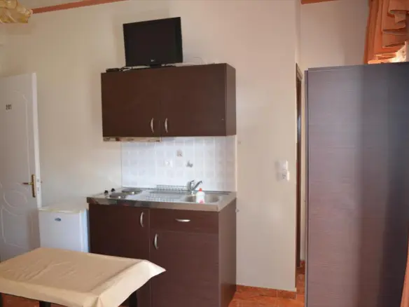 Hotel In Aidipsos, Greece (630 M²)