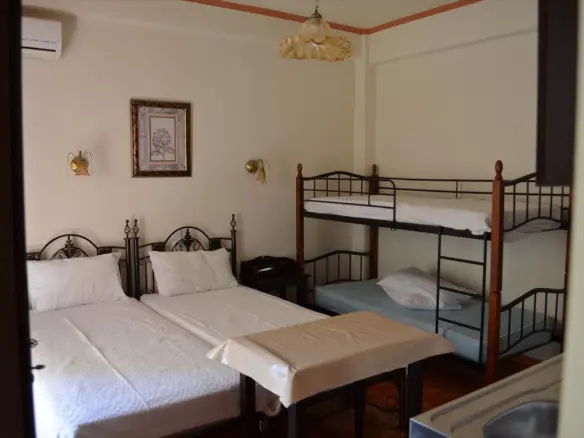 Hotel In Aidipsos, Greece (630 M²)