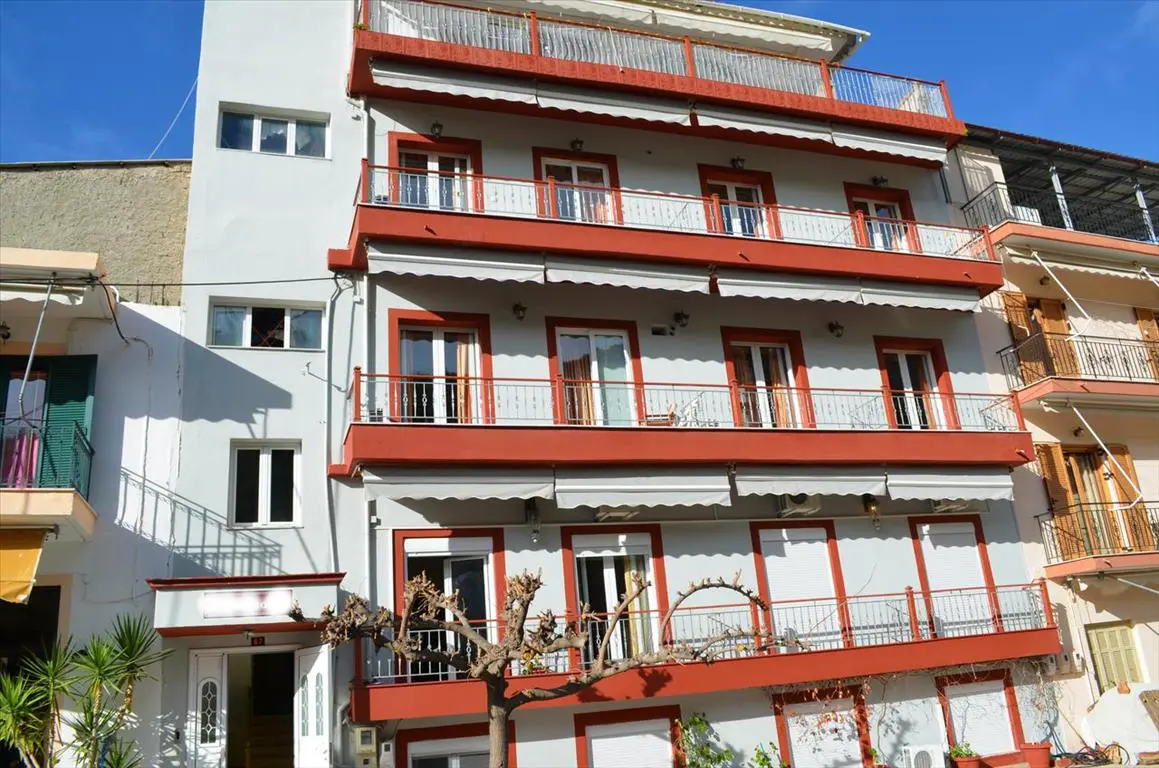 Hotel Of 630 M² With Island Features In Euboea