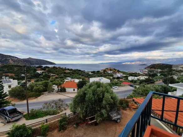 Detached House Of 280 M² In Crete