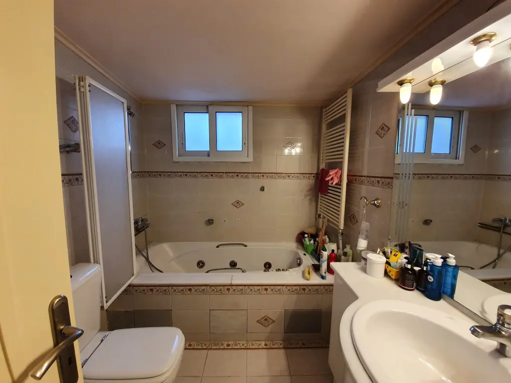 Detached House Of 280 M² In Crete
