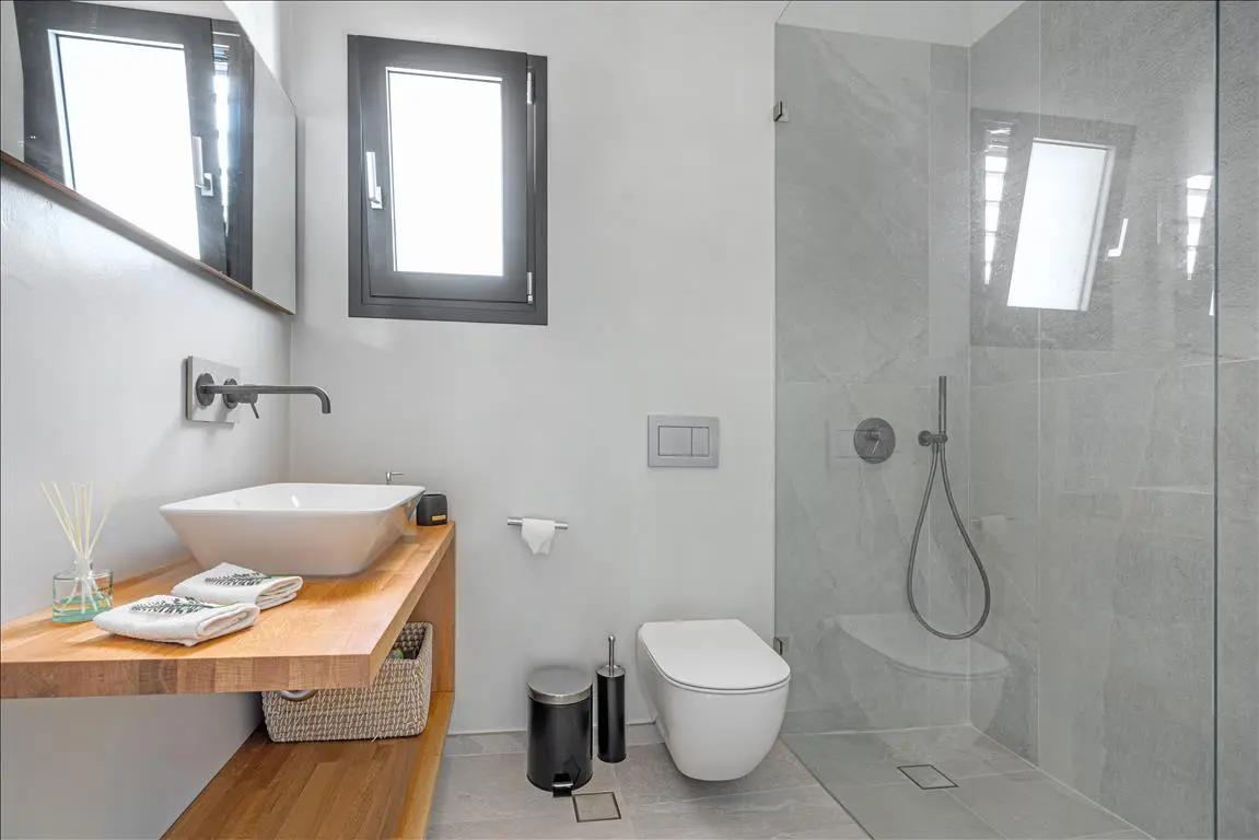 Villa Of 170 M² In Eastern Peloponnese – Ermionida