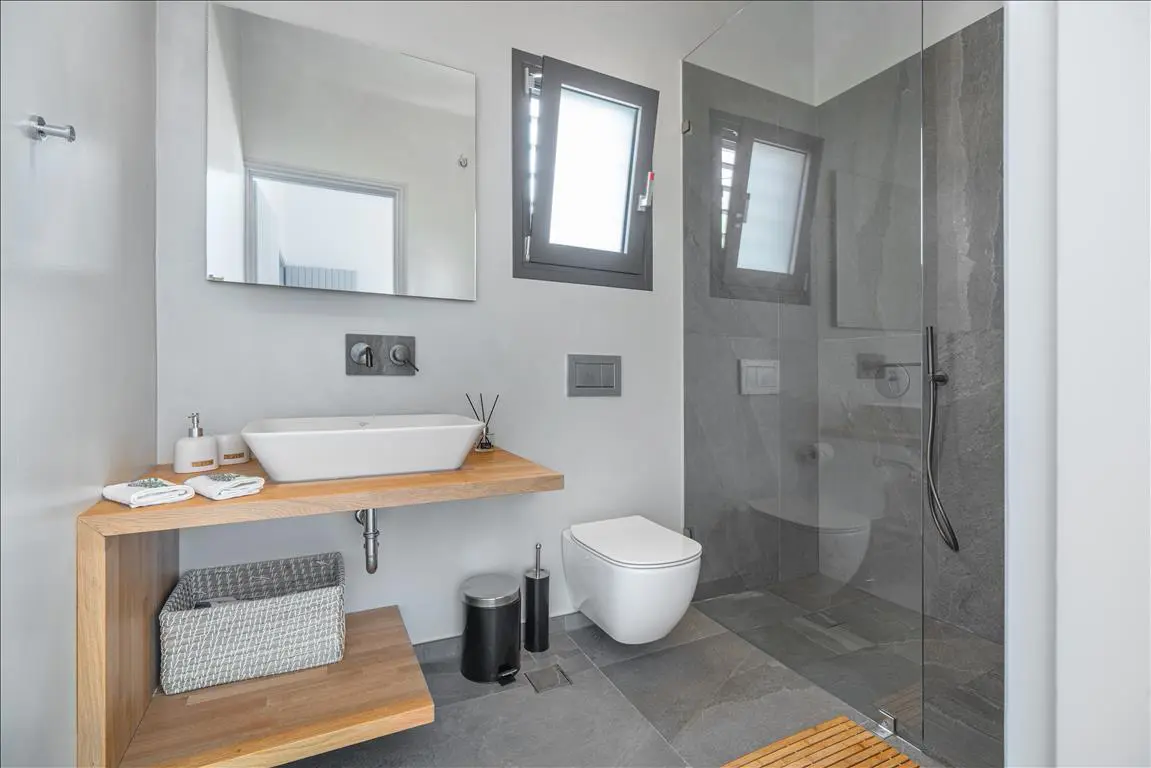 Villa Of 170 M² In Eastern Peloponnese – Ermionida
