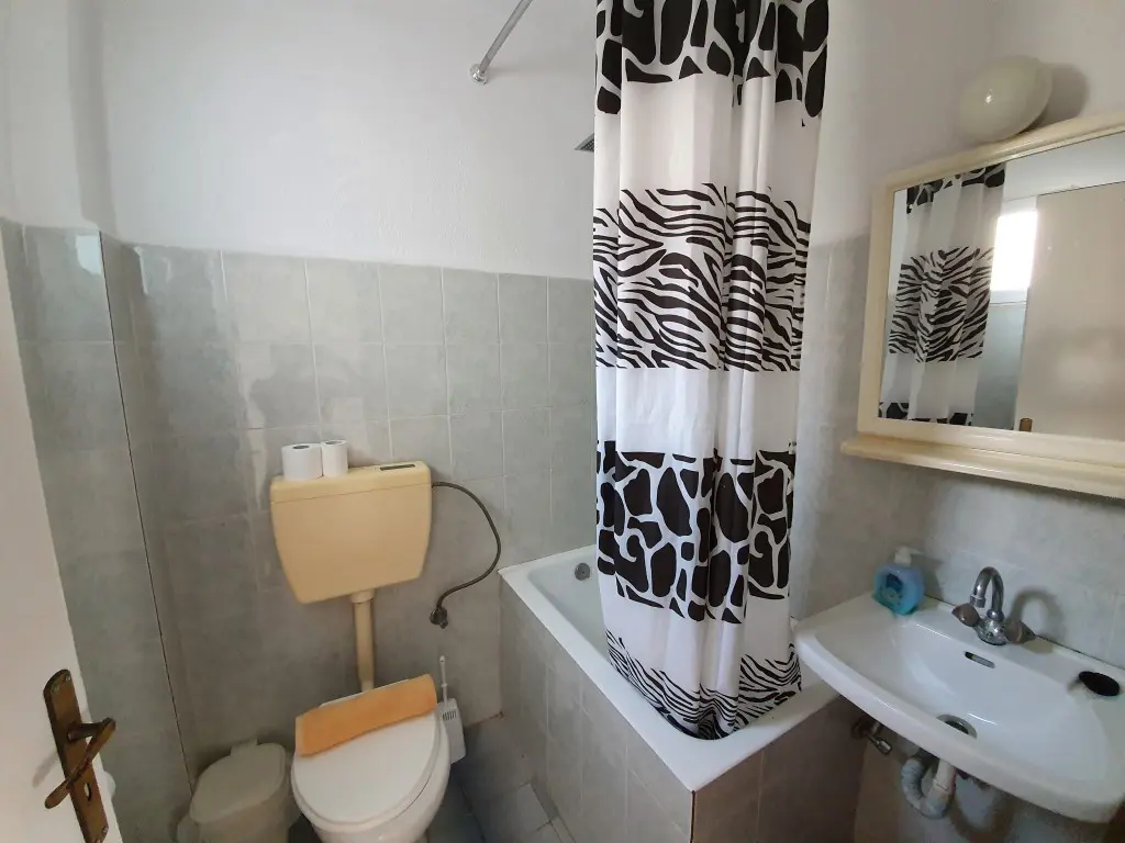 Commercial Property Of 634 M² In Crete